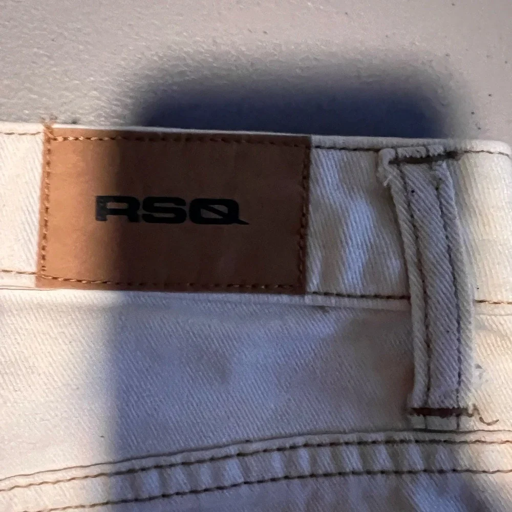 RSQ‎ Low Rise Baggy Denim Shorts Off White Cream Contrast Stitch Womens 23